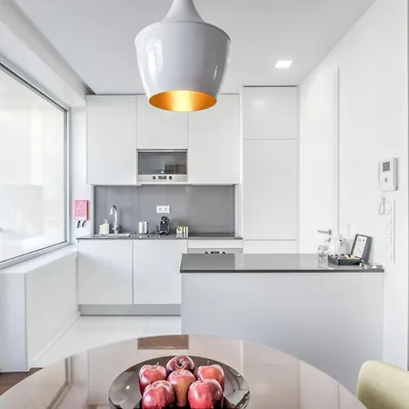 Bo - Julio Dinis * Apartments & Parking Apartment